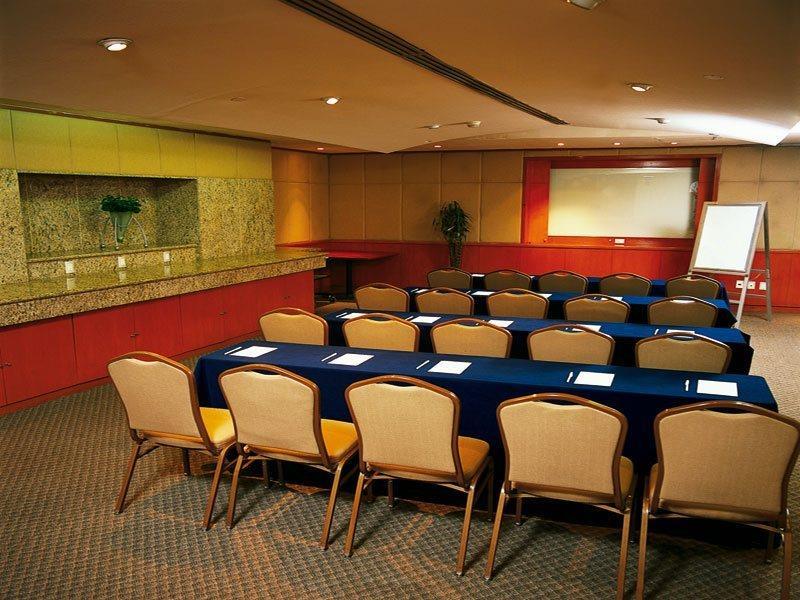 Eurostars Zona Rosa Suites Mexiko-Stadt Exterior foto A typical meeting room